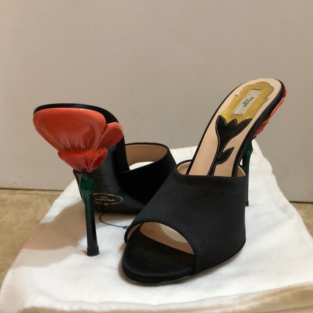 PRADA FLORAL 💐 MULES AUTHENTIC LIKE NEW